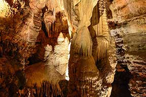 inside Talking Rocks Cavern